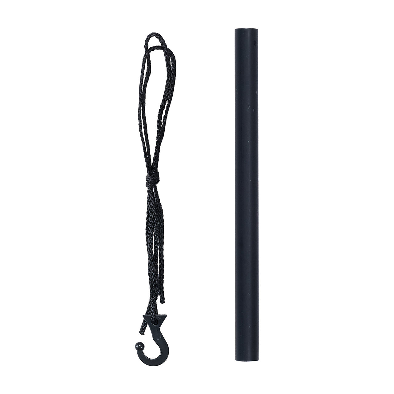 Hanging rope and support bar for the TrailGear 20-liter solar shower bag.